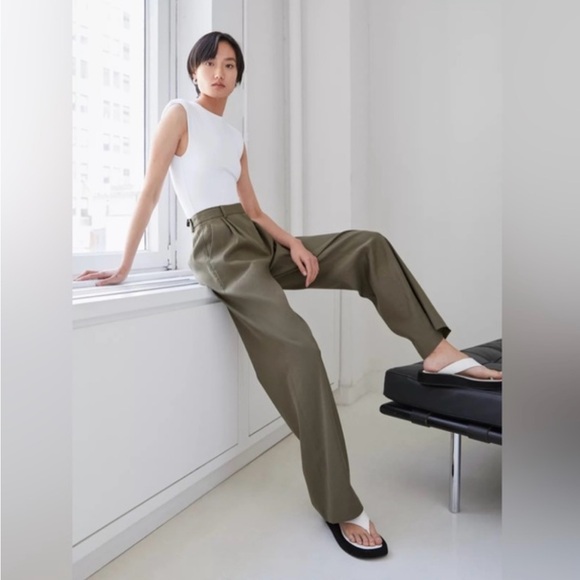 Aritzia Pants - Aritzia Babaton Armstrong High Waist Tailored Trousers Olive Green Size 00
